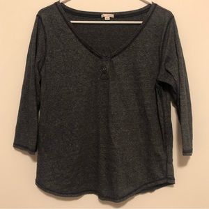 Gap navy blue 3/4 sleeve Henley shirt